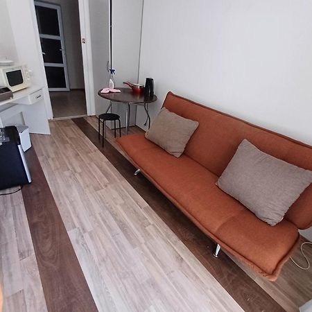 Villa Vamus Vendeg- Es Rendezvenyhaz Vámosszabadi Dış mekan fotoğraf