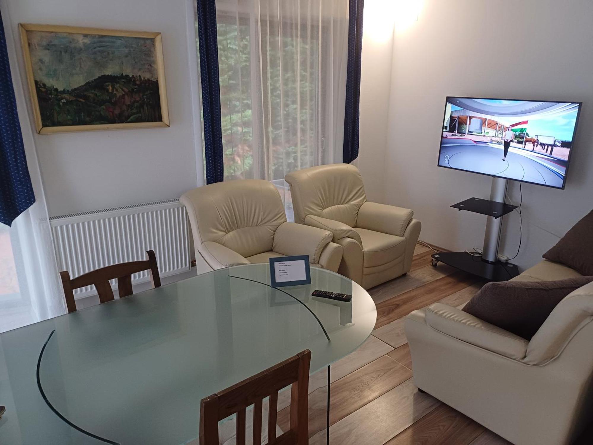 Villa Vamus Vendeg- Es Rendezvenyhaz Vámosszabadi Dış mekan fotoğraf